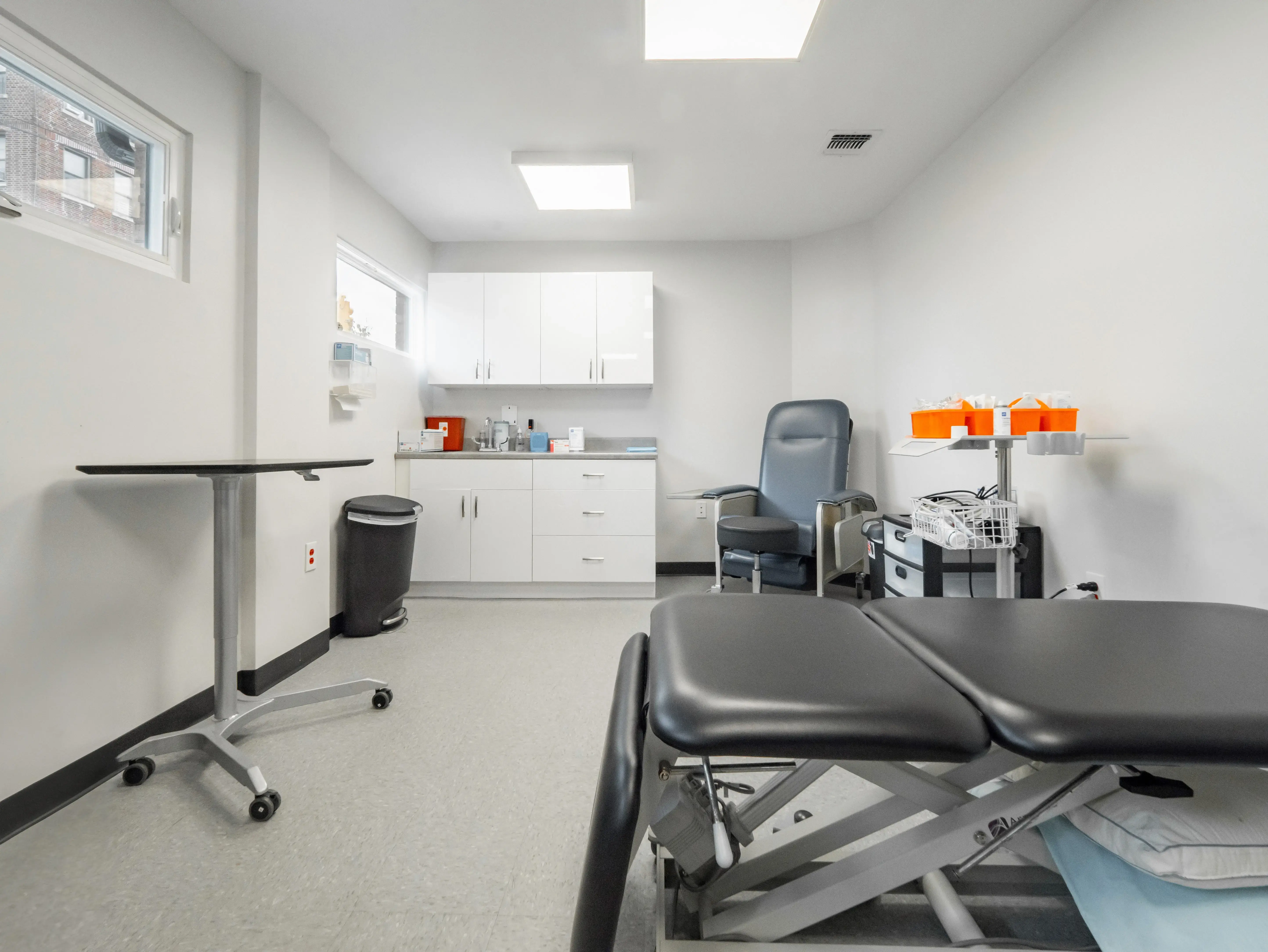 Sports, Pain​ & Regenerative Institute - Fairview photo 2