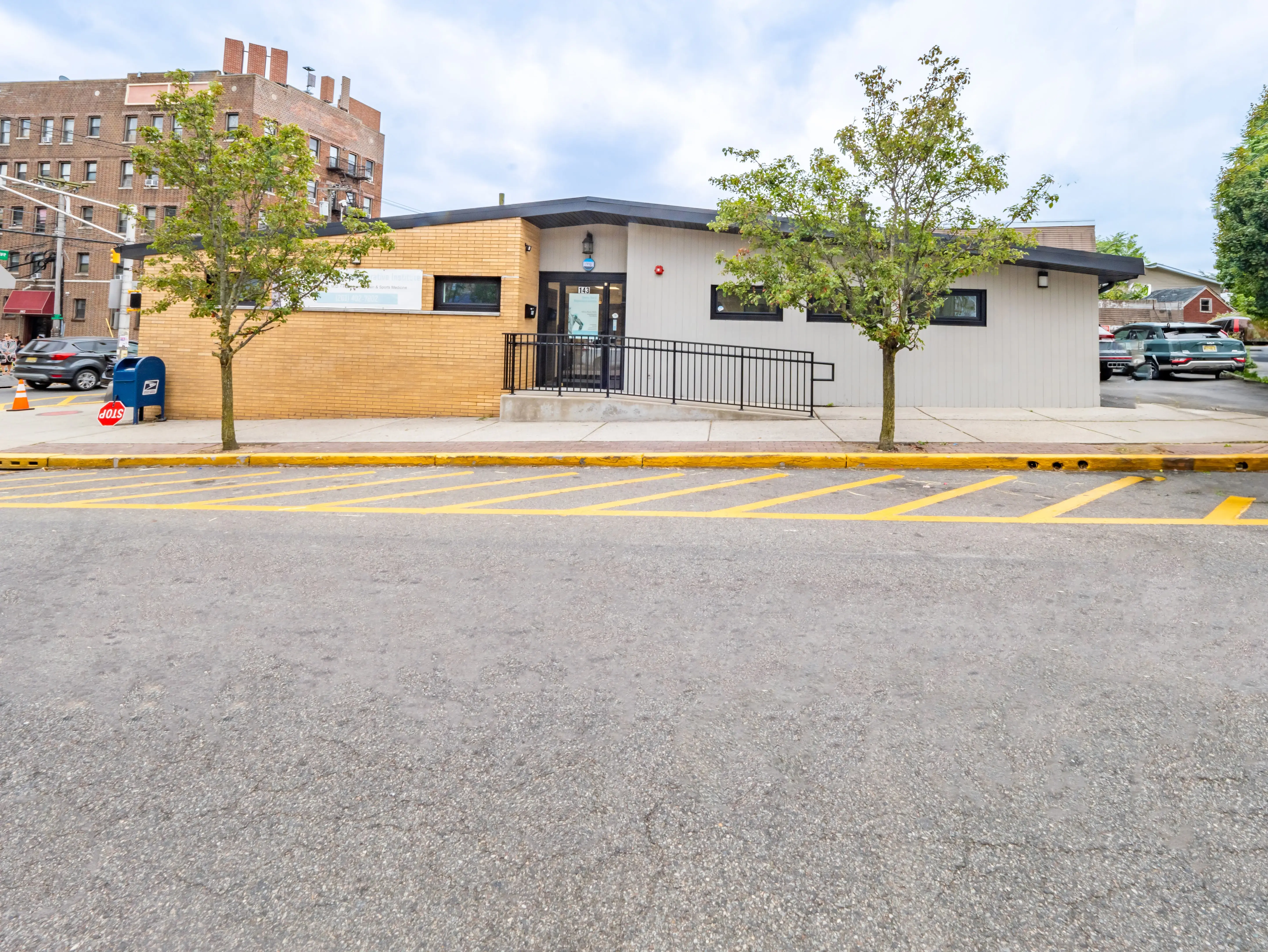 Sports, Pain​ & Regenerative Institute - Fairview photo 5