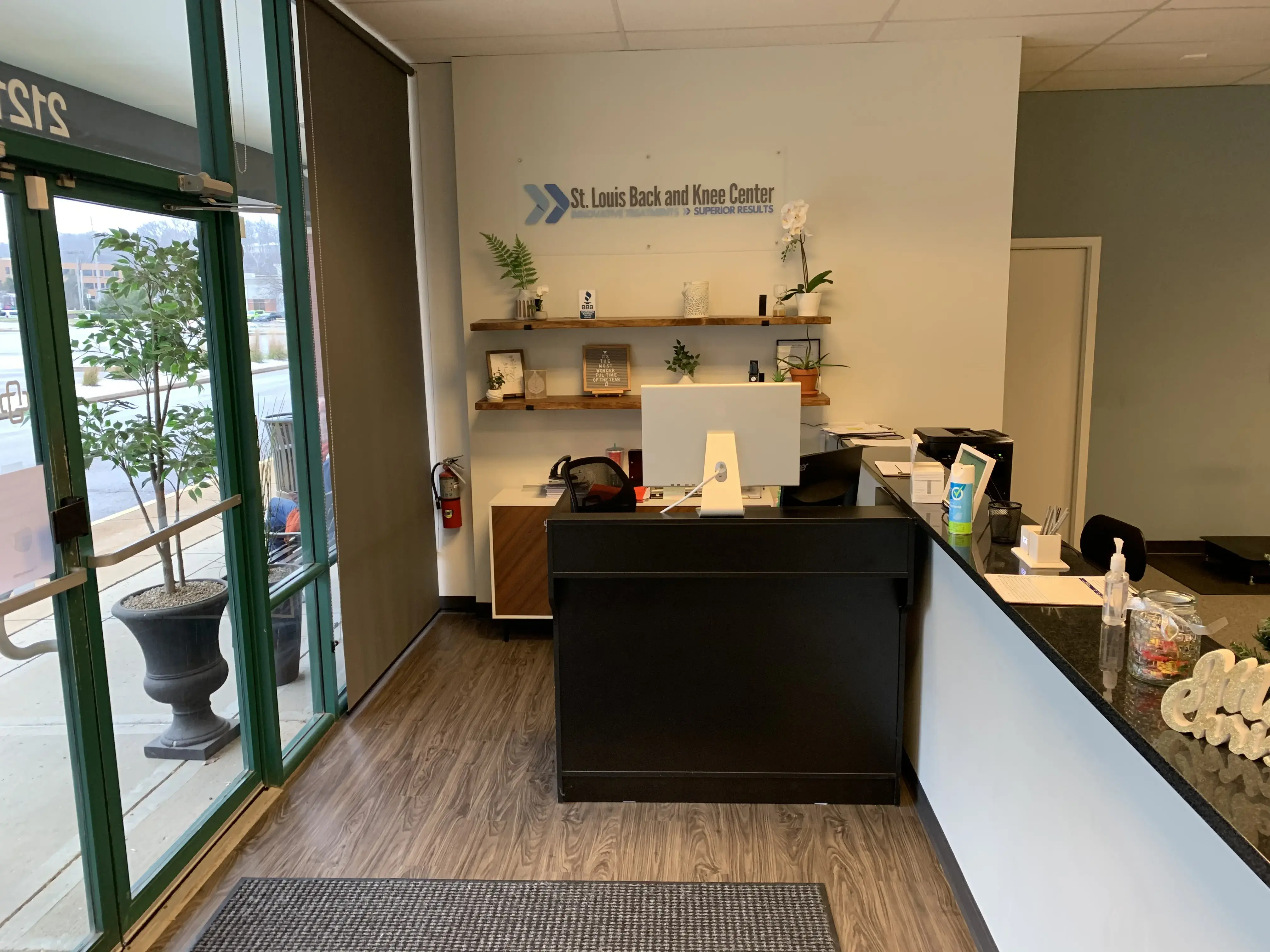 St. Louis Back and Knee Center photo 2