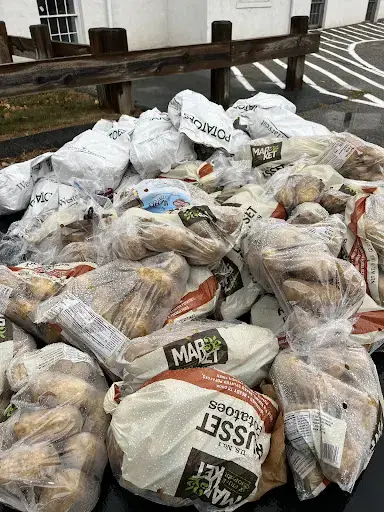 Seymour Oxford Food Bank Inc. food pantry